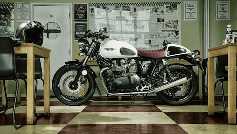 THRUXTON GANHA VERSÃO ESPECIAL ACE CAFÉ